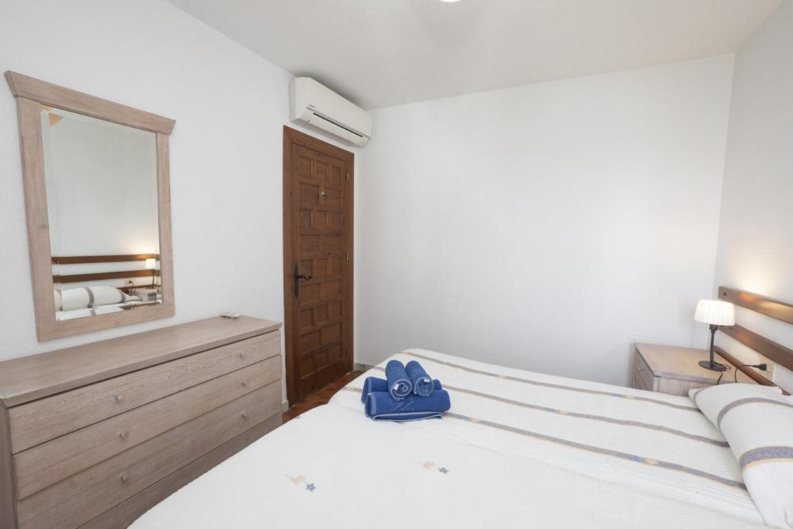 Palmeras 72 Menyber Nerja Luaran gambar