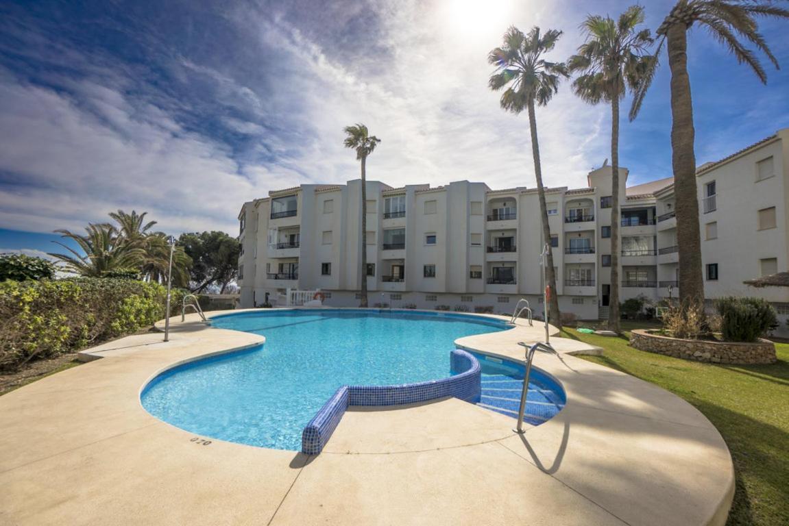 Palmeras 72 Menyber Nerja Luaran gambar