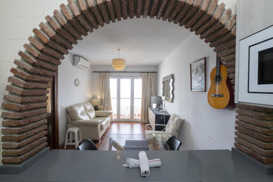 Palmeras 72 Menyber Nerja Luaran gambar