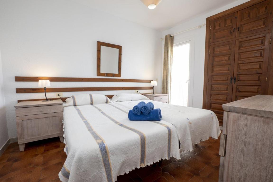 Palmeras 72 Menyber Nerja Luaran gambar